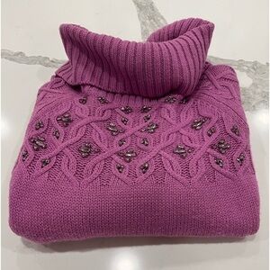 Beautiful New York Co. pink cow neck with‎ set lavender crystals. size small